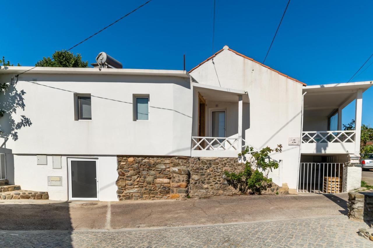 Casa Das Rosas - Roses House Miranda do Corvo Exterior photo